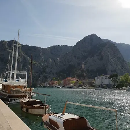 Studio Apartman Ruzmarin *