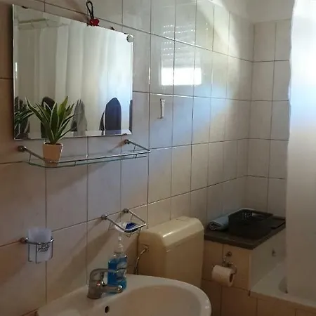 Studio Apartman Ruzmarin Omiš