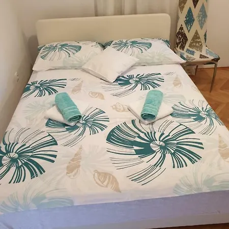 Studio Apartman Ruzmarin